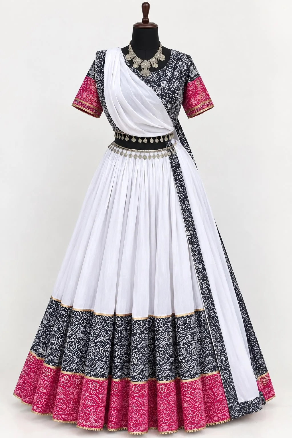 NO.34 WHITE NEAVY BLUE RED BANDHEJ